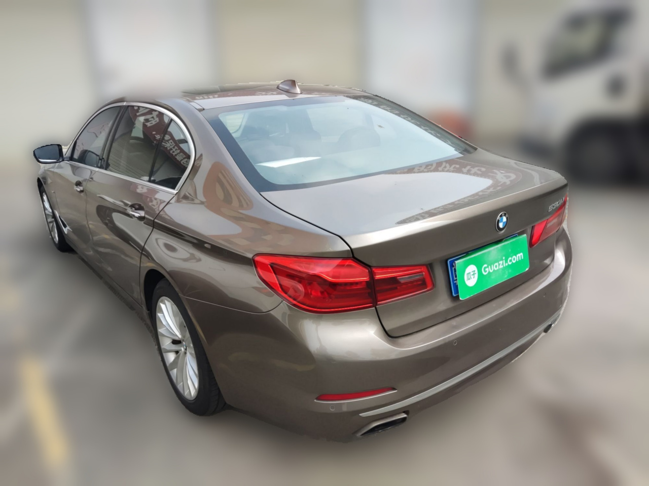 5 Series 2018 530Li Leading Luxury photo 4