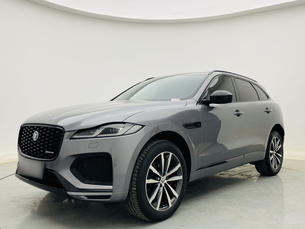 F-PACE 2024 P250 R-Dynamic SE photo 2