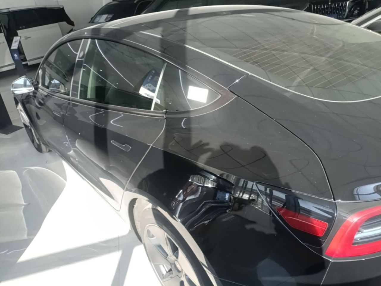 Model 3 2022 RWD photo 4