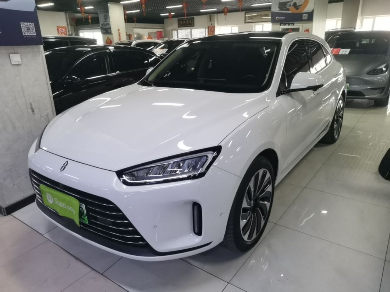 HIMA AITO M5 2022 EREV AWD Performance