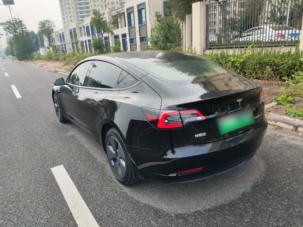 Model 3 2022 RWD photo 4