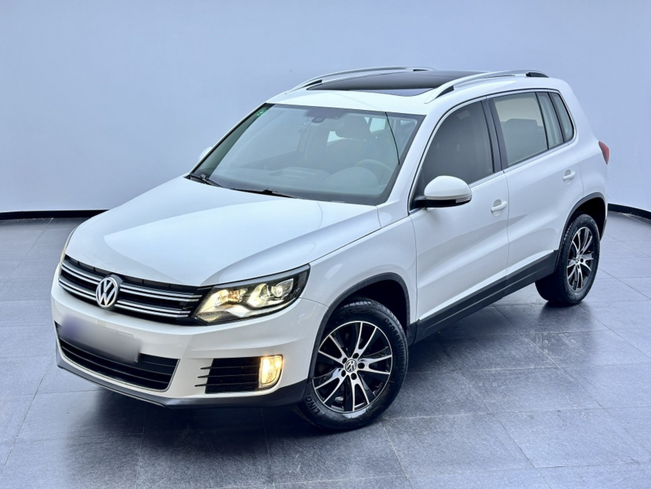 Tiguan 2015 1.8TSI AT RWD Luxury