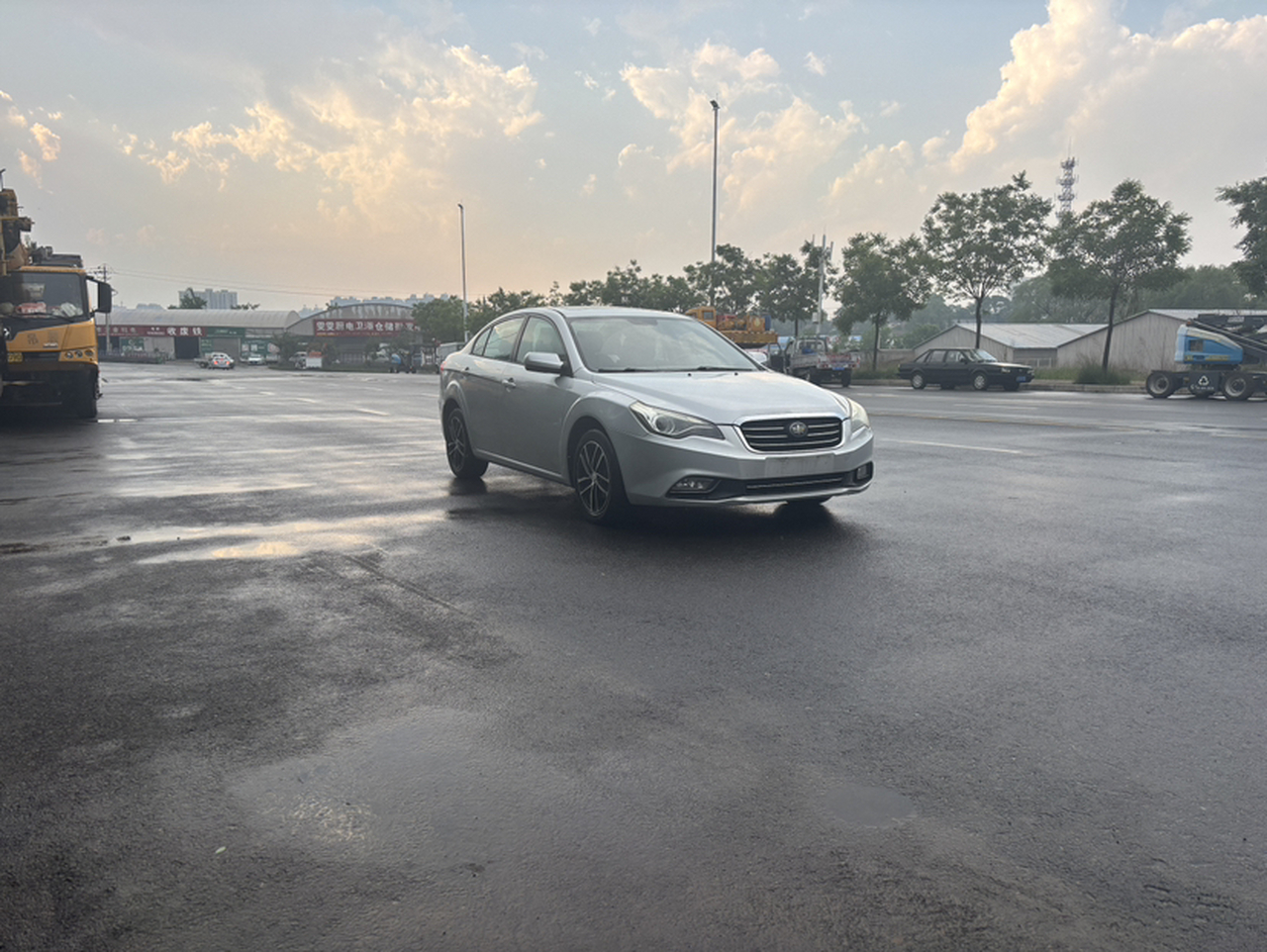 Bestune B50 2013 1.6L MT Luxury photo 3