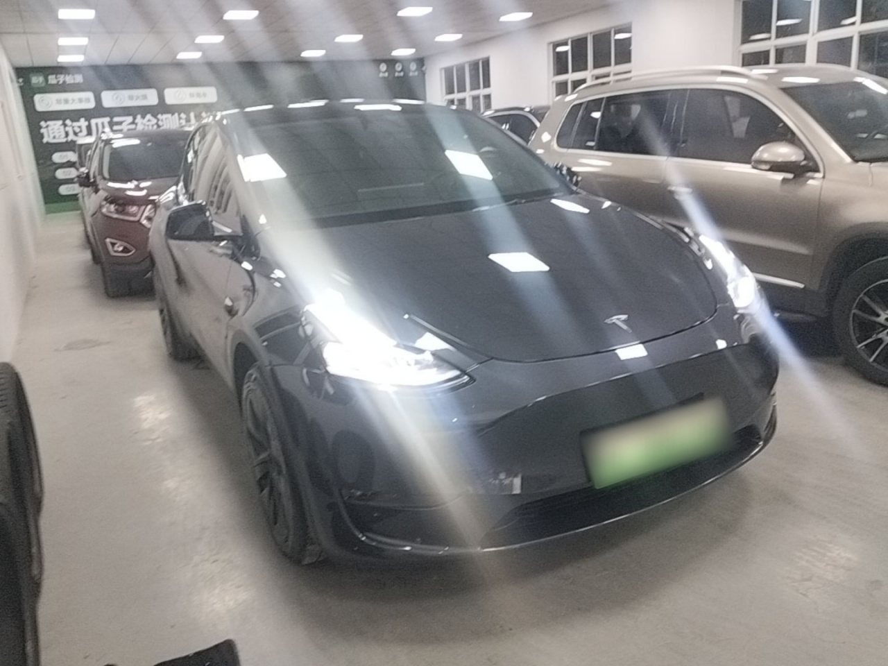Model Y 2024 Long Range AWD photo 3