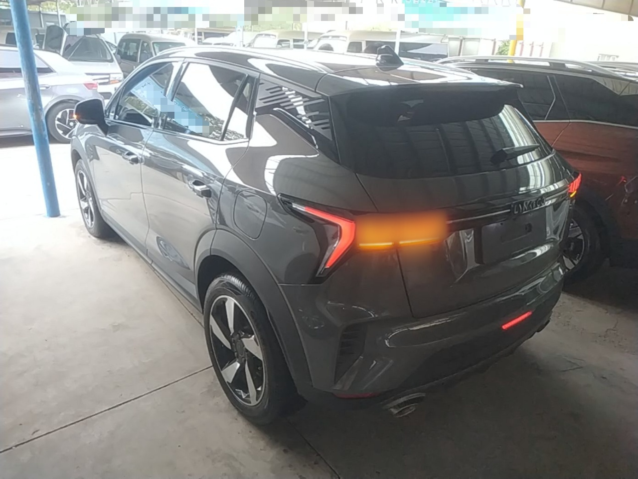 06 EM-P 2020 PHEV Plus photo 4