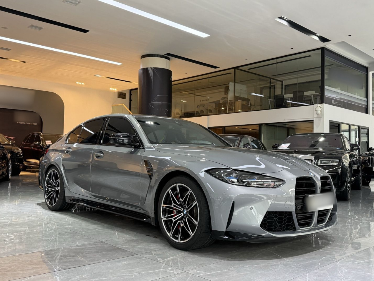 M3 2023 M3 4-Door M xDrive photo 2