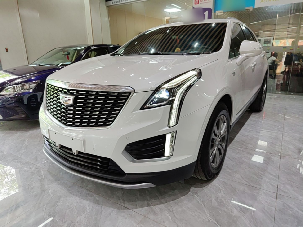 XT5 2020 28T Luxury
