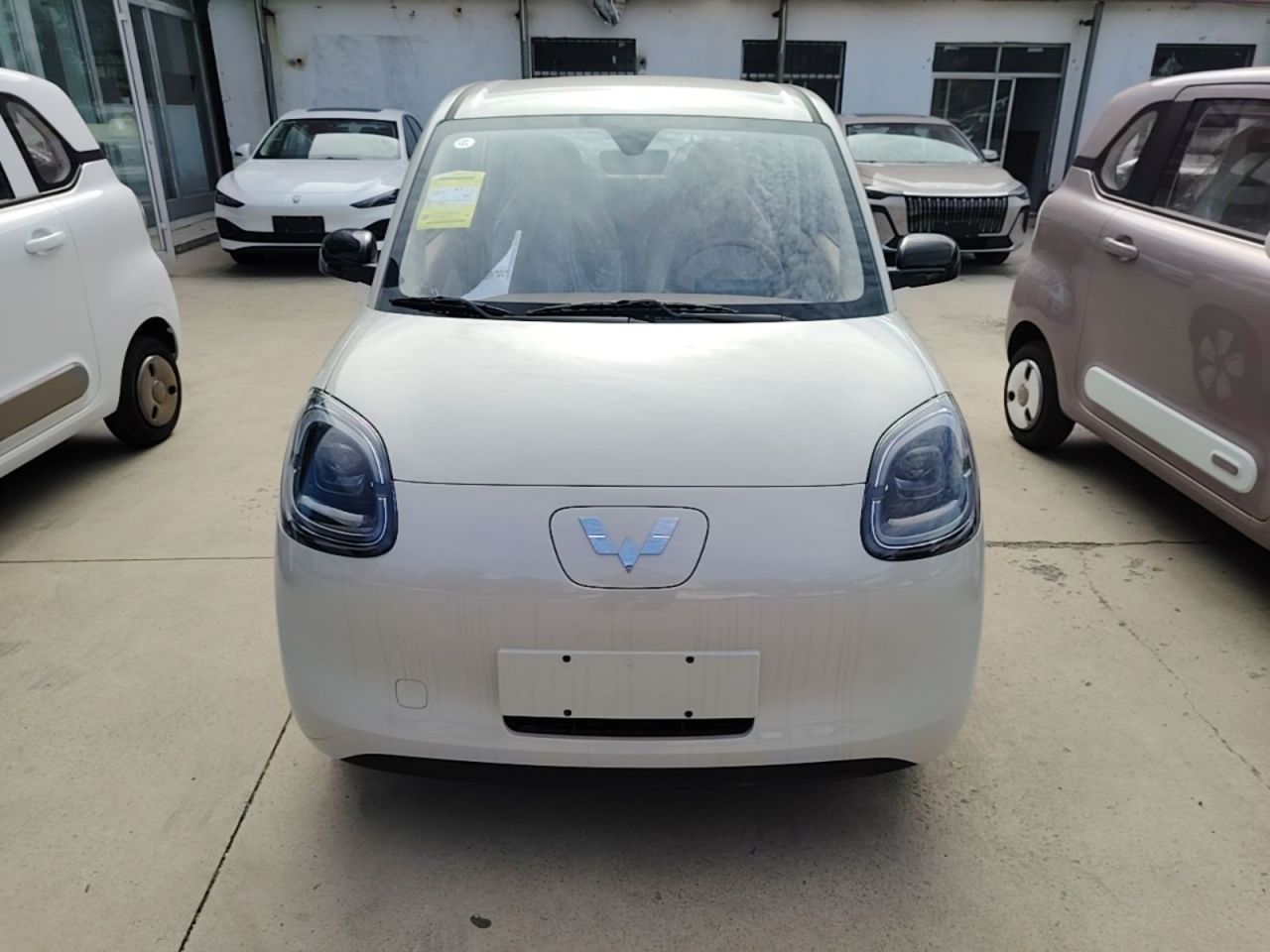 Hongguang MINIEV 2025 4th Gen 4-Door Advanced photo 2