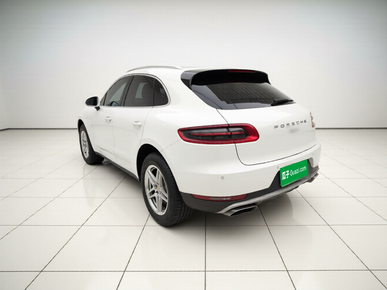 2017 Macan 2.0T photo 4