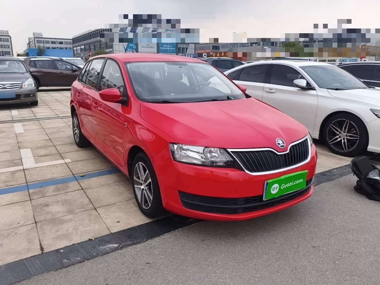 Rapid Spaceback 2016 Facelift 1.6L AT photo 3
