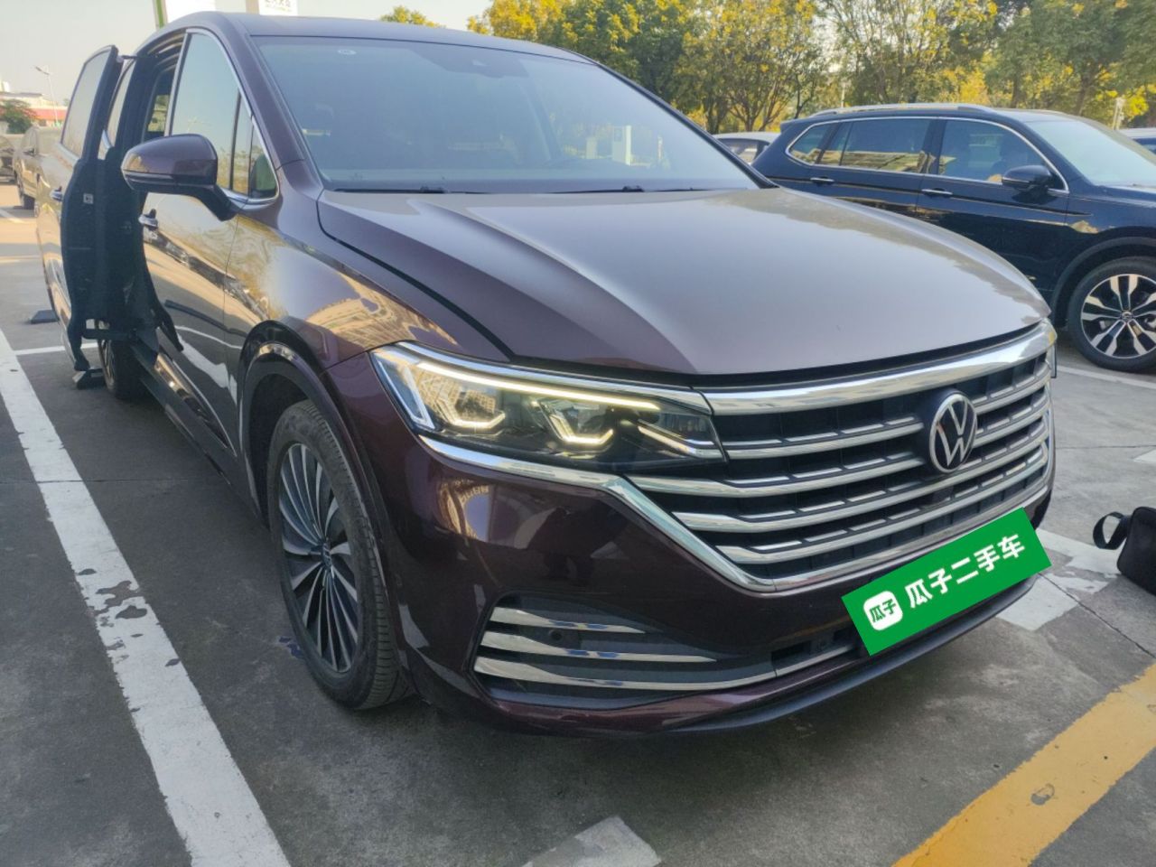 Viloran 2020 380TSI Premium photo 3