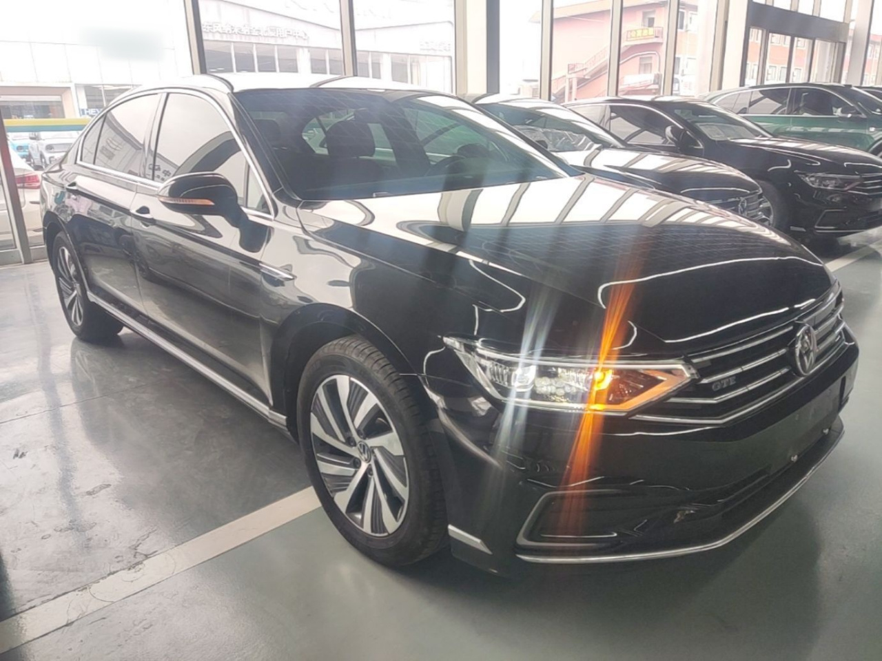 Magotan GTE PHEV 2022 GTE Luxury photo 3