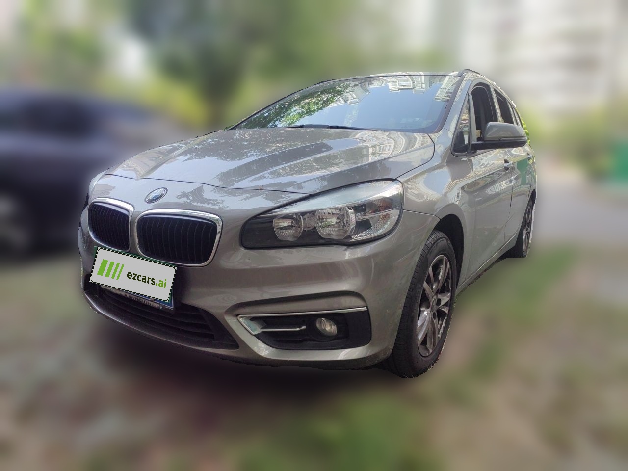 2 Series Wagon 2015 218i Leading