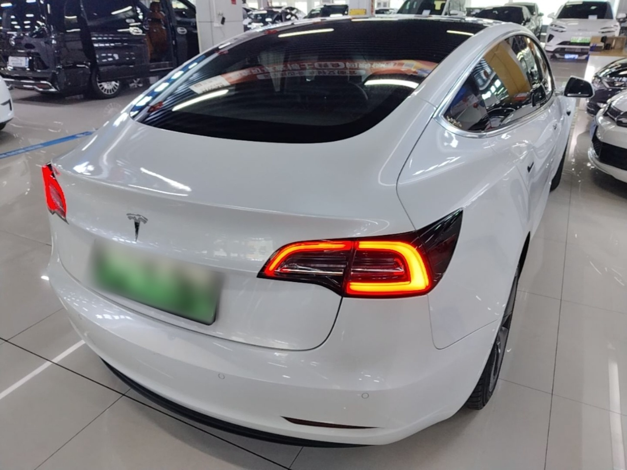 Model 3 Imported 2019 Standard Range RWD Upgraded photo 4