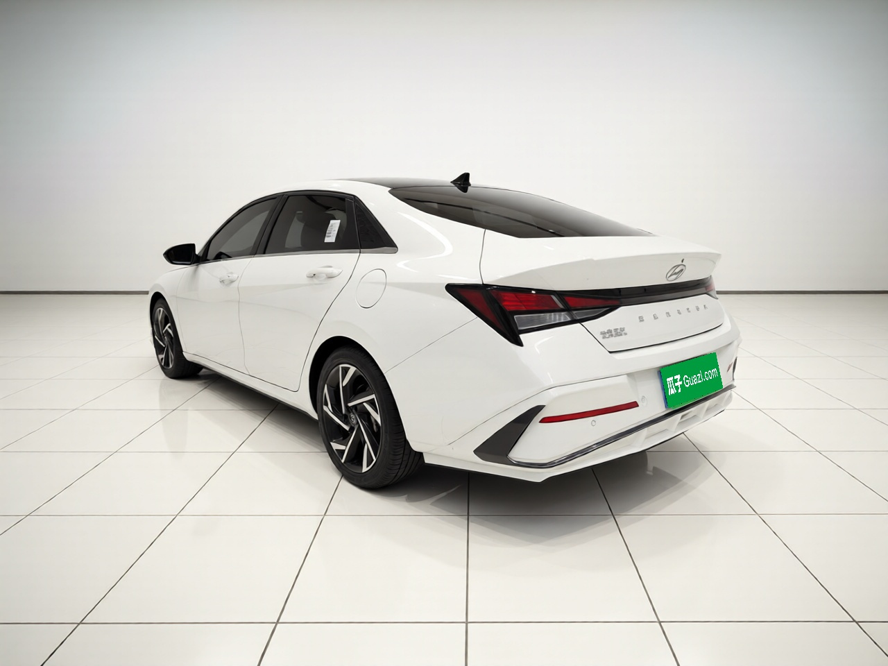 Elantra 2023 1.5L CVT GLX Elite photo 4