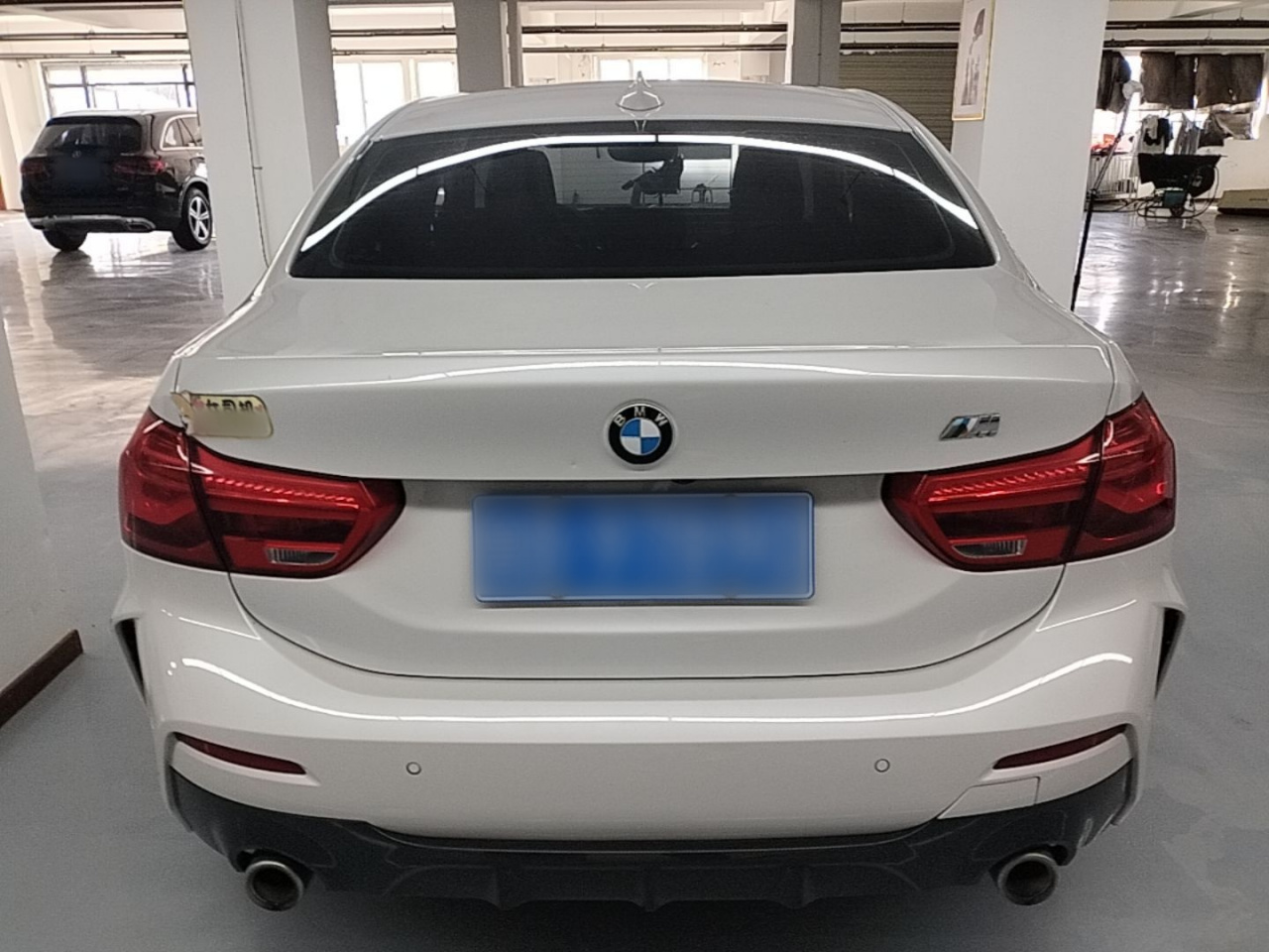 1 Series 2019 120i Leading M Sport Package photo 5