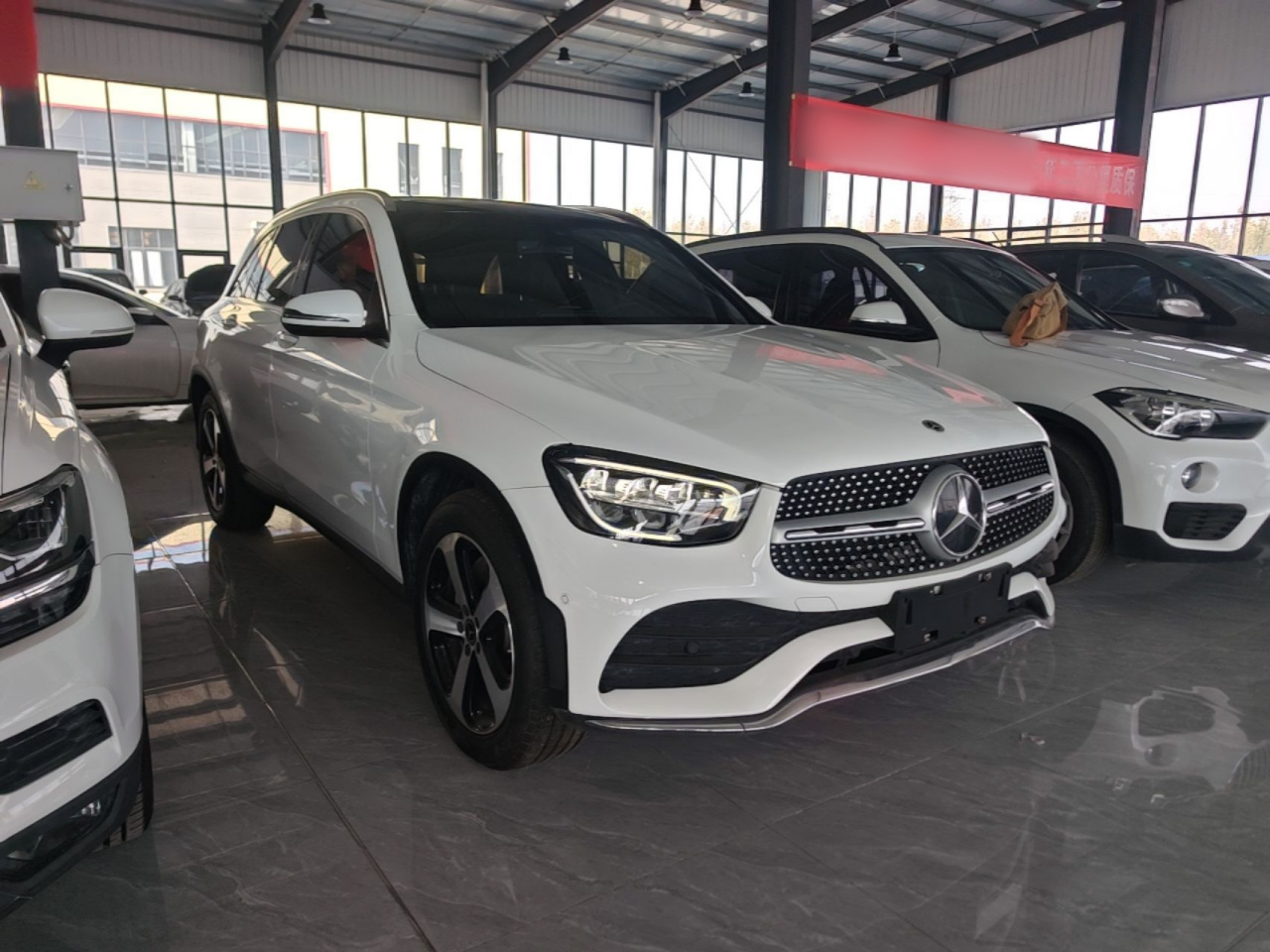 GLC 2022 Facelift GLC 260 L 4MATIC Dynamic photo 3