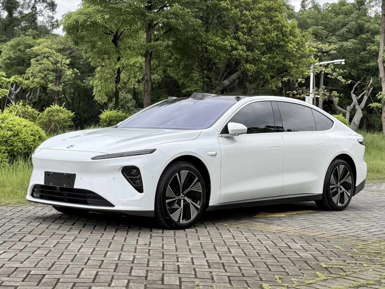 ET7 2024 75kWh Executive