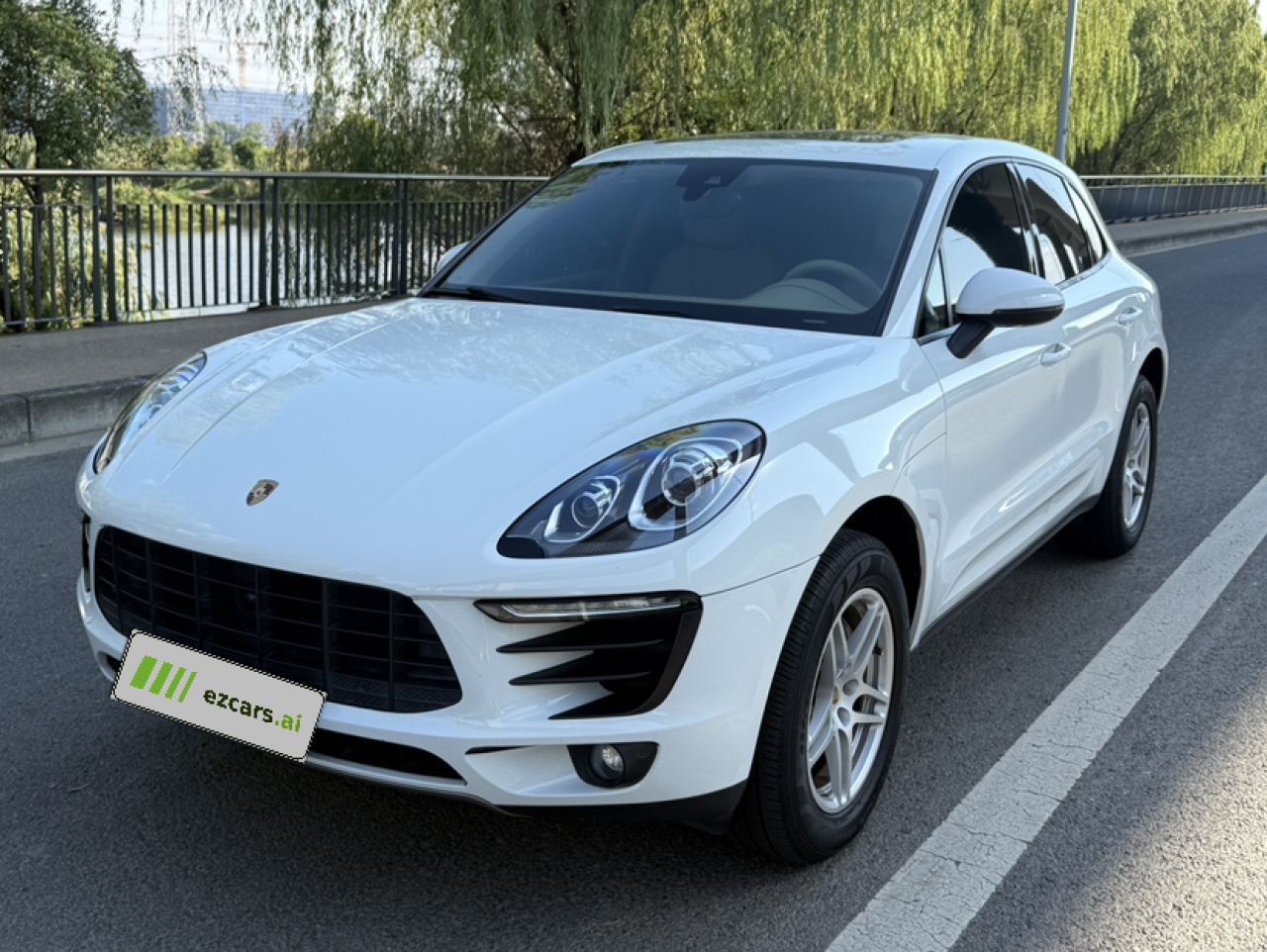 2014 Macan 2.0T