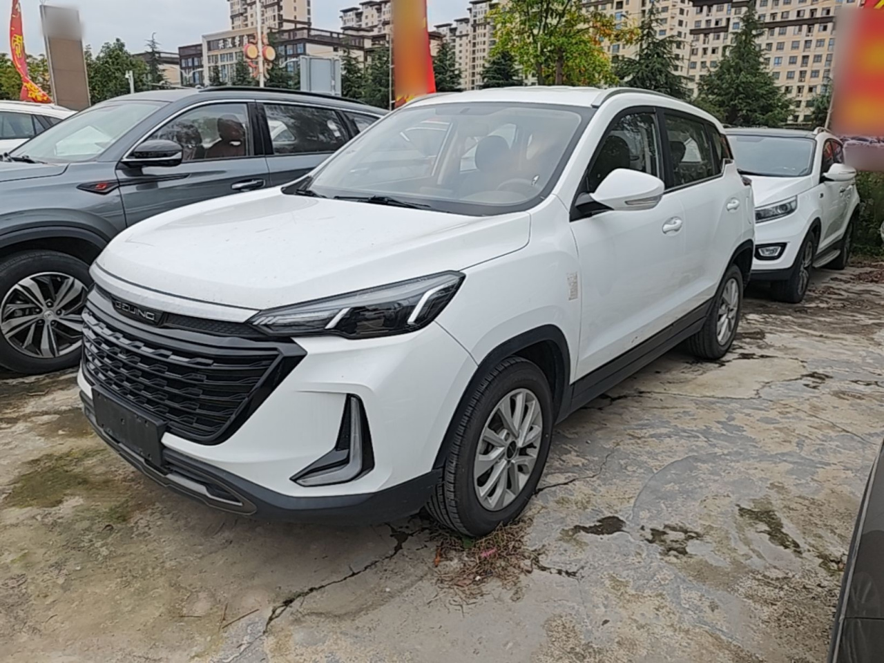BAIC X3 2021 1.5T MT Honor