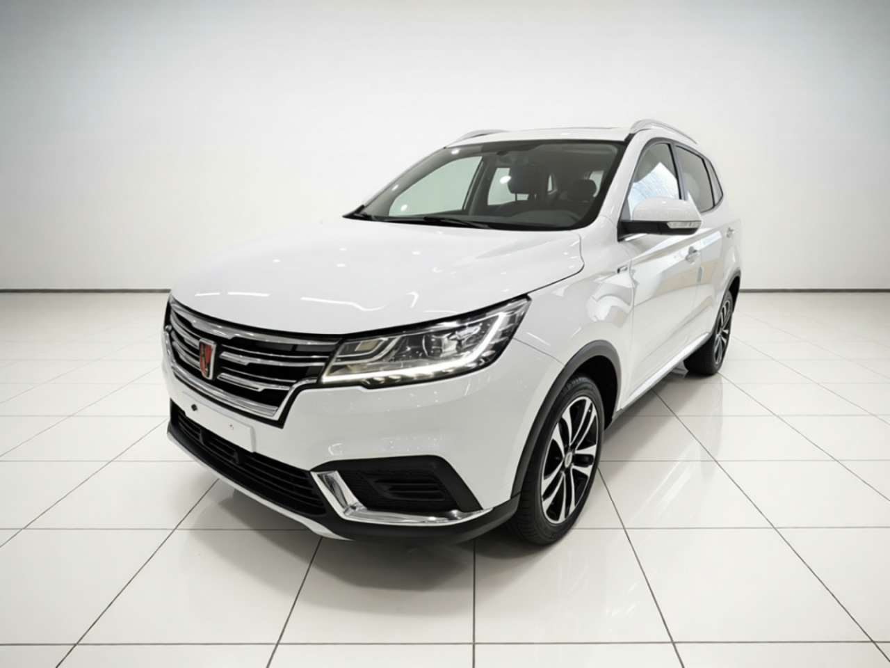 RX3 2020 1.6L MT 4G Flagship