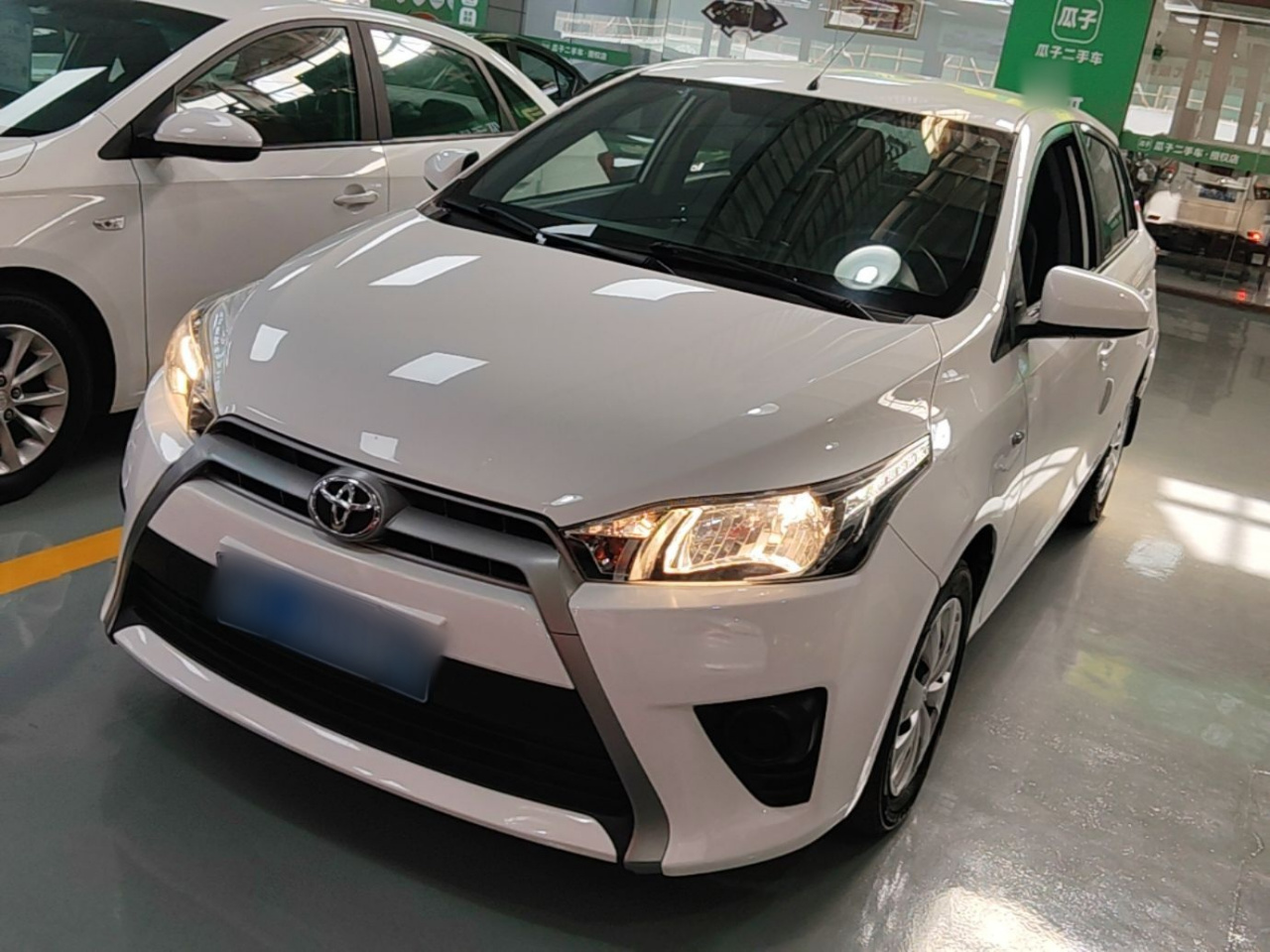 YARiS L 2015 1.5E AT