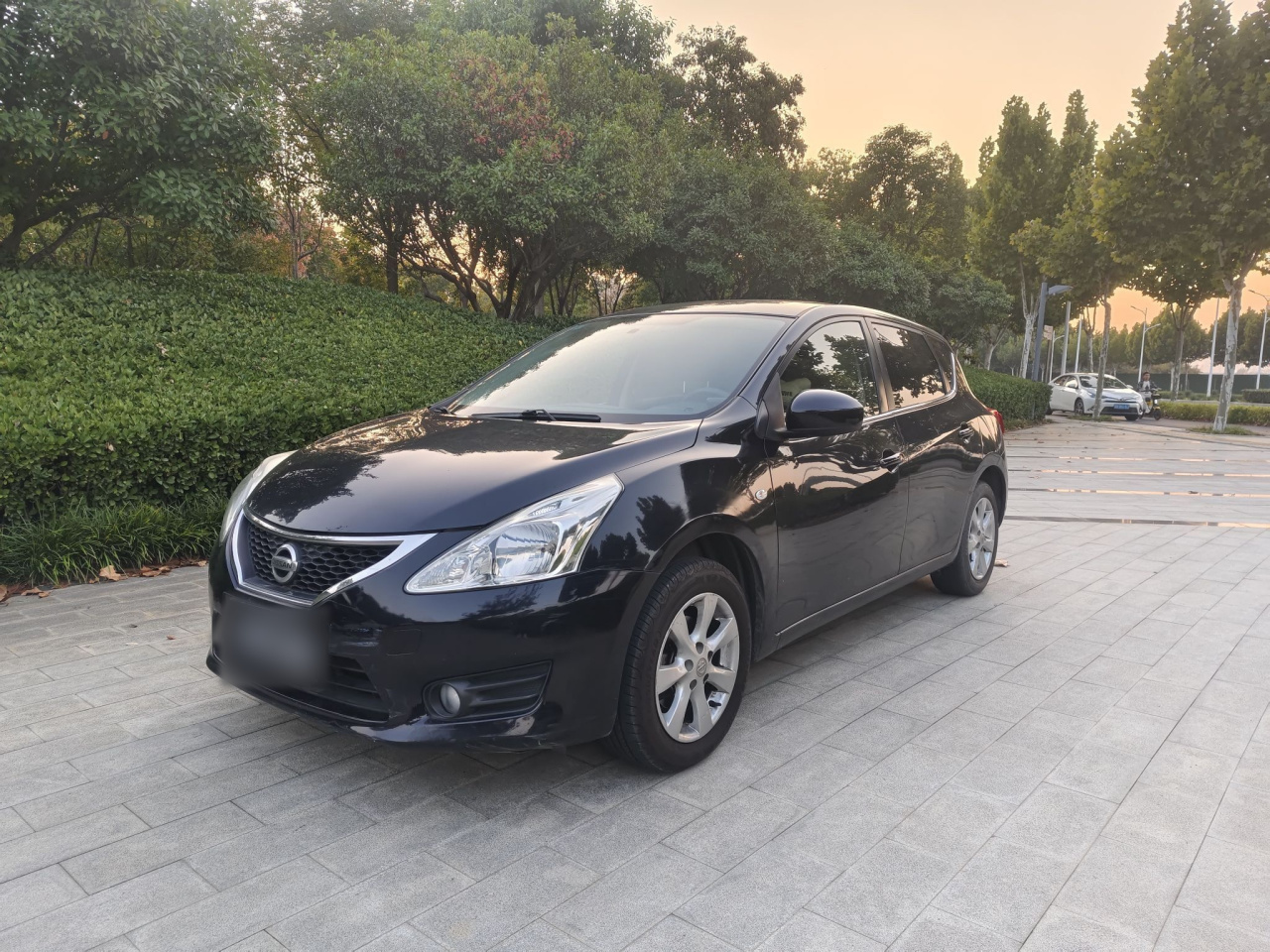 Tiida 2011 1.6L CVT Smart