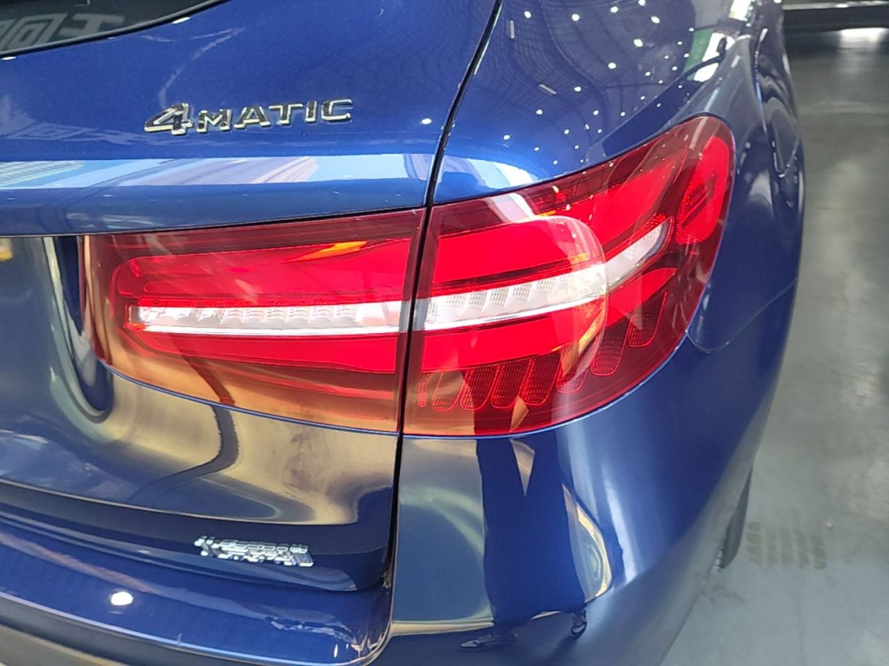 GLC 2017 GLC 200 4MATIC photo 2
