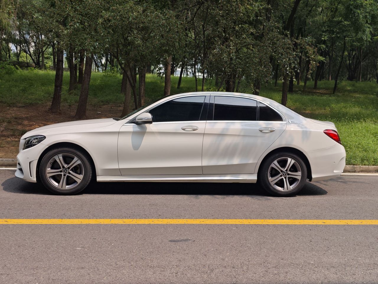 C-Class 2020 C 260 L Sport photo 4