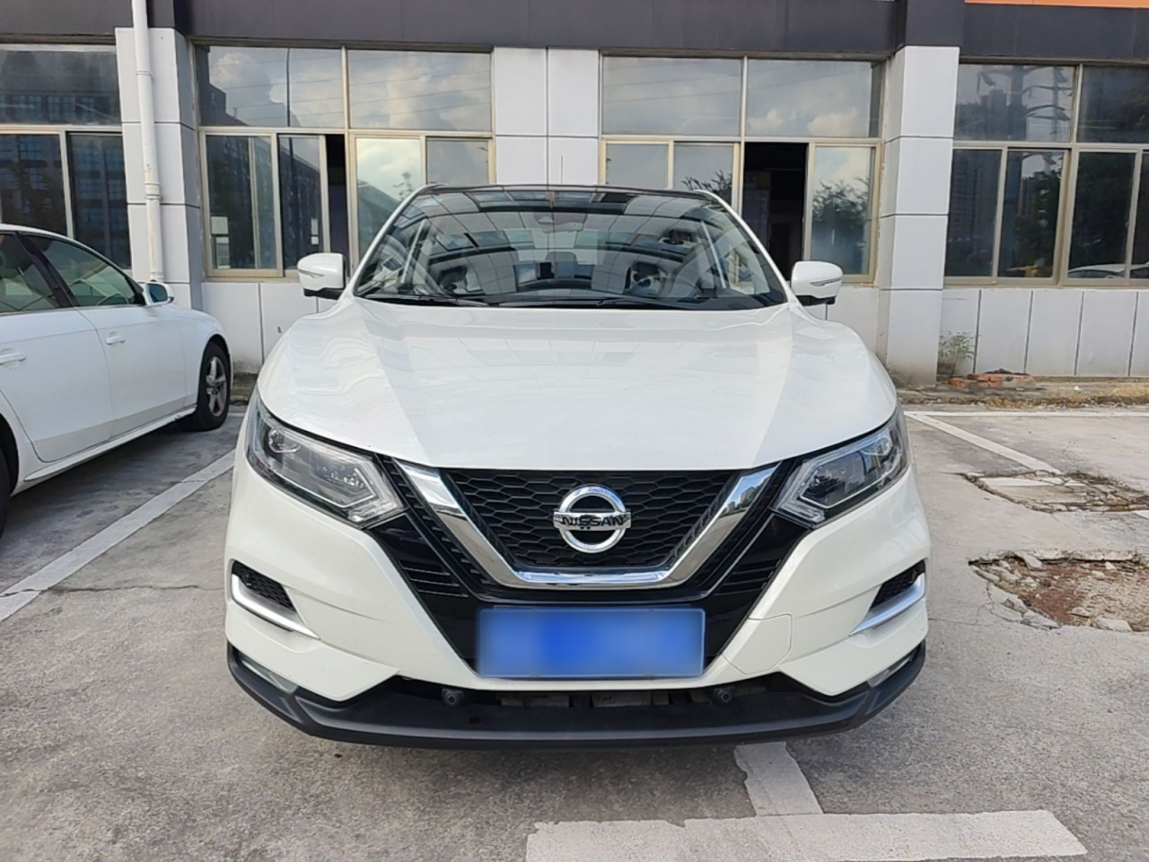 Qashqai 2021 2.0L CVT Luxury photo 2