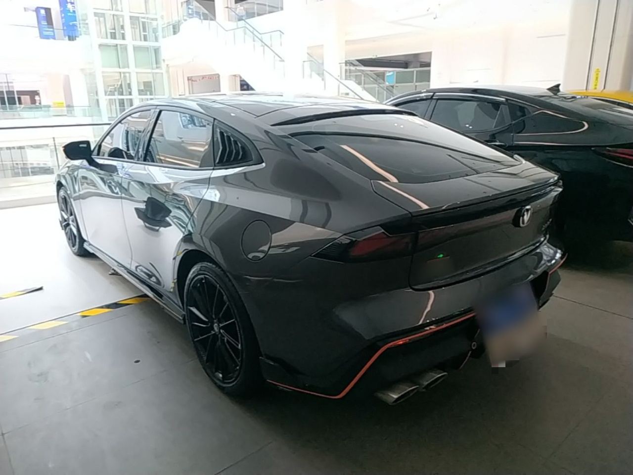 UNI-V 2022 1.5T Sport photo 4