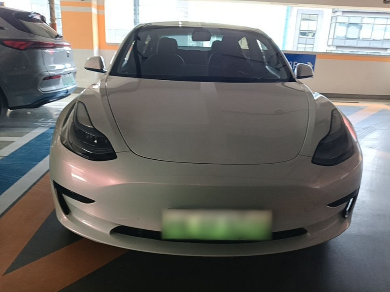 Model 3 2022 RWD photo 2