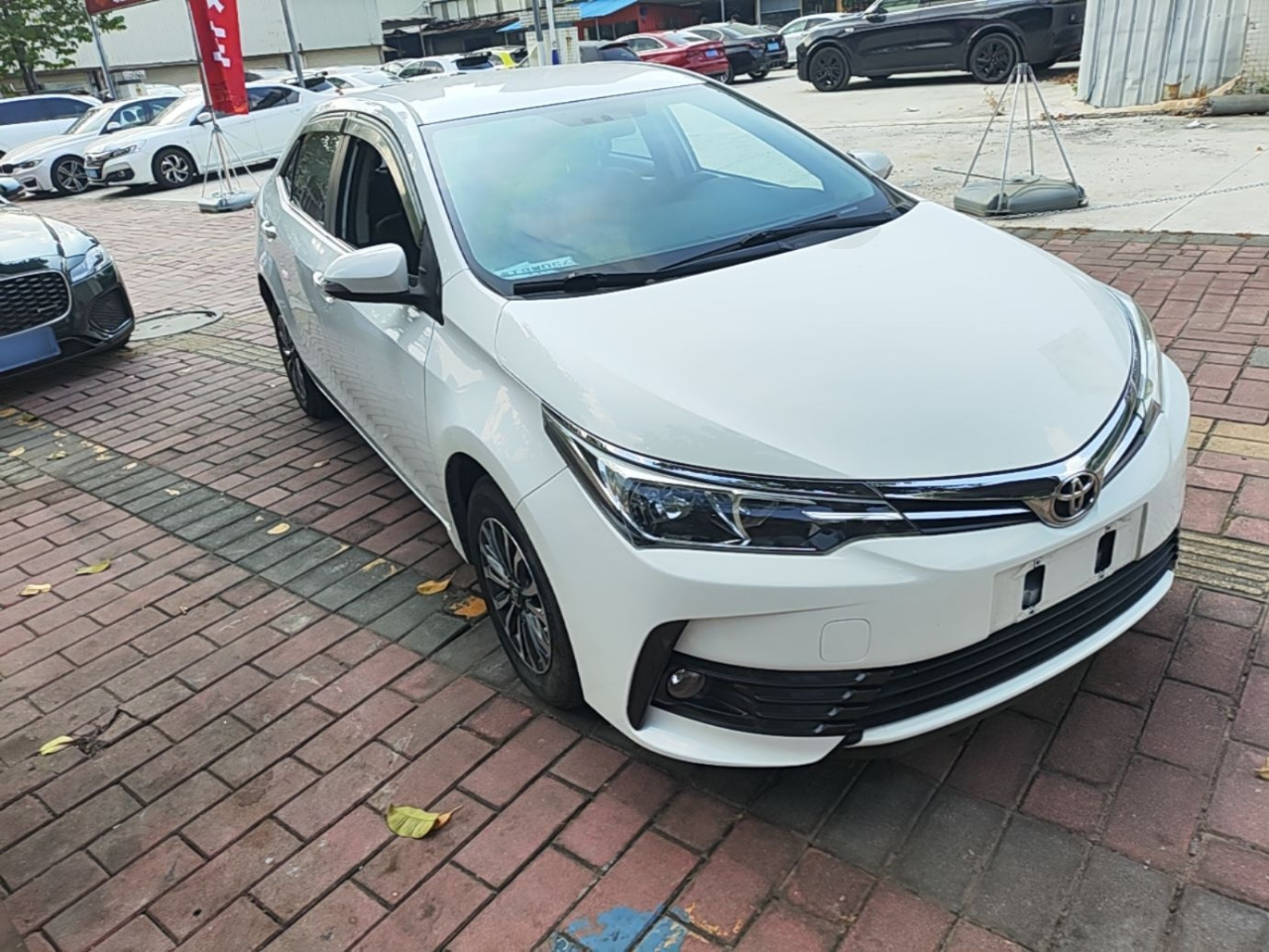 Corolla 2017 Facelift 1.2T S-CVT GL photo 3