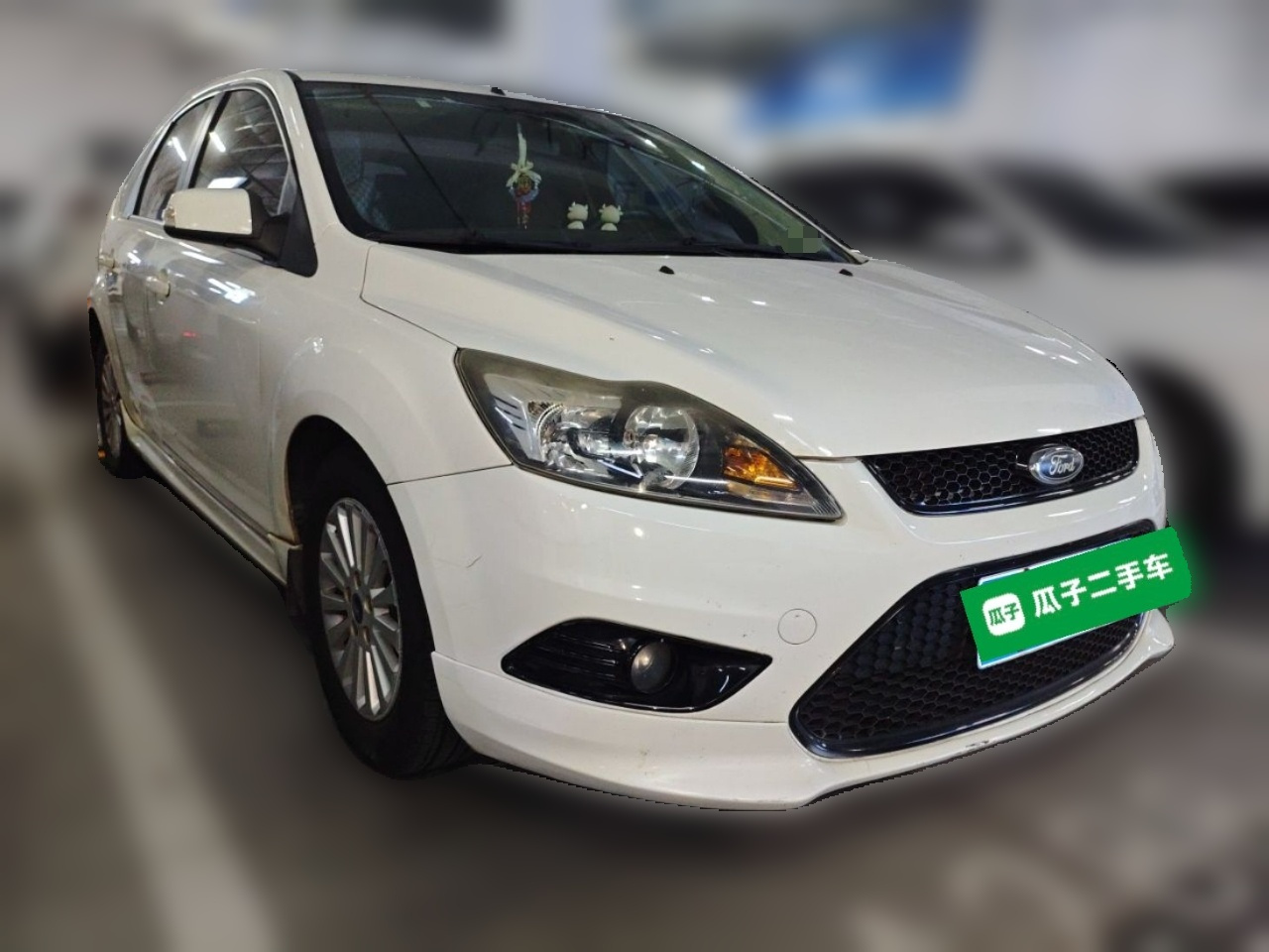 Focus 2013 Hatchback Classic 1.8L AT Fashion photo 3