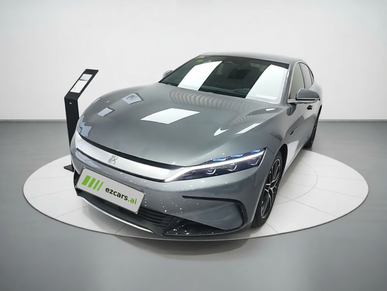 Han 2025 EV 605KM Premium