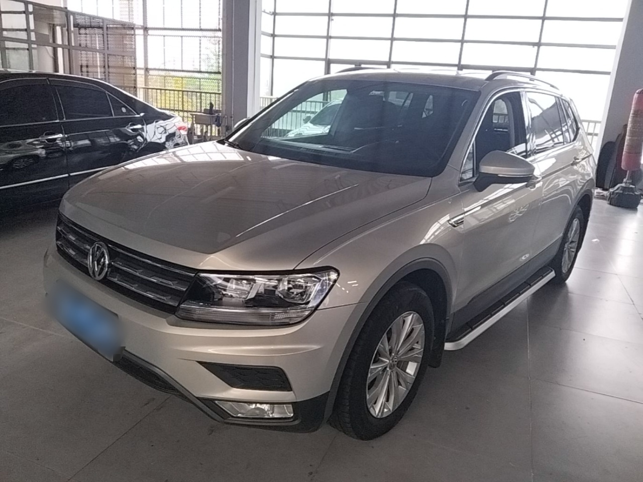 Tiguan L 2018 330TSI AT RWD