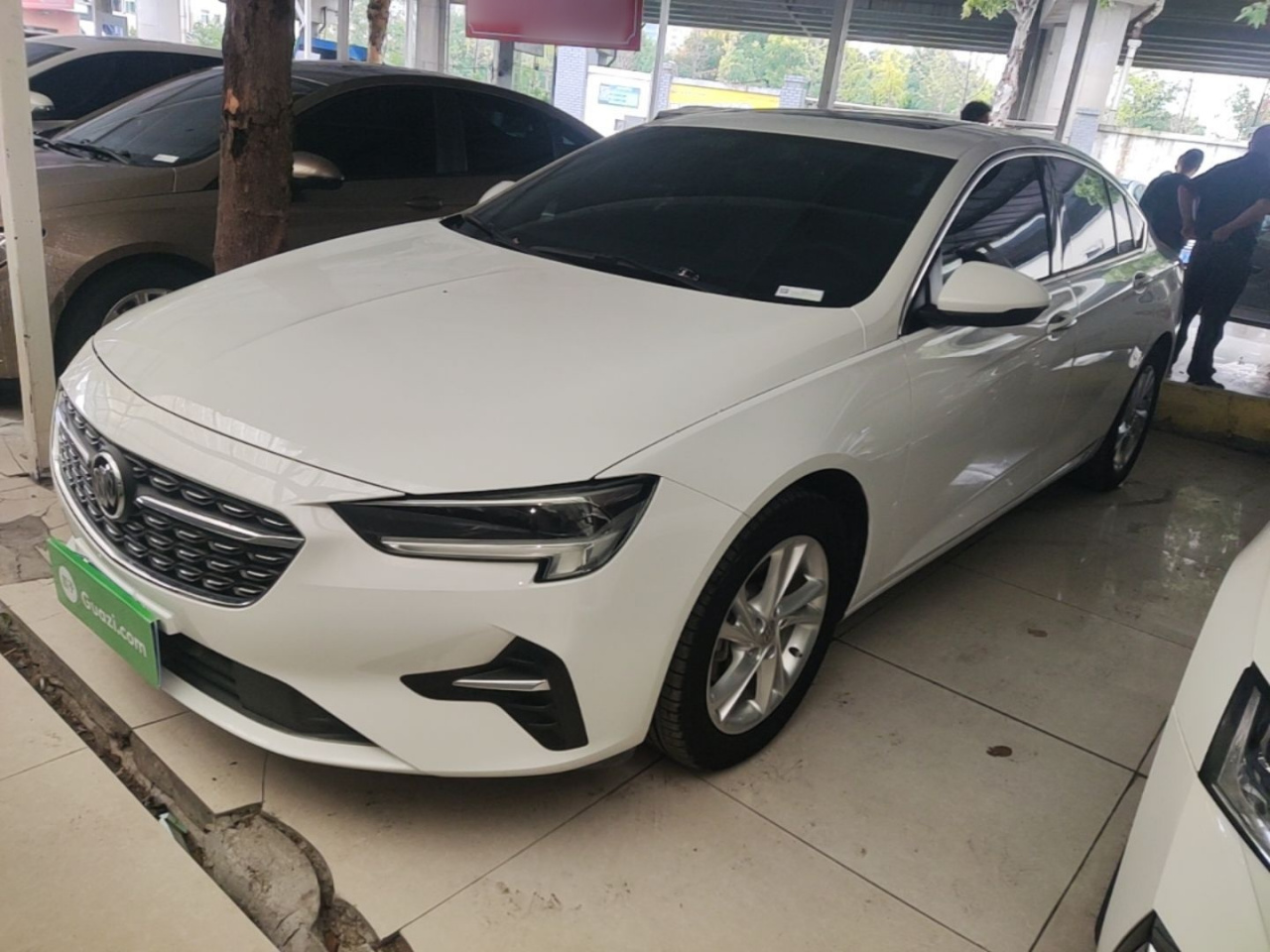 Regal 2021 552T Elite