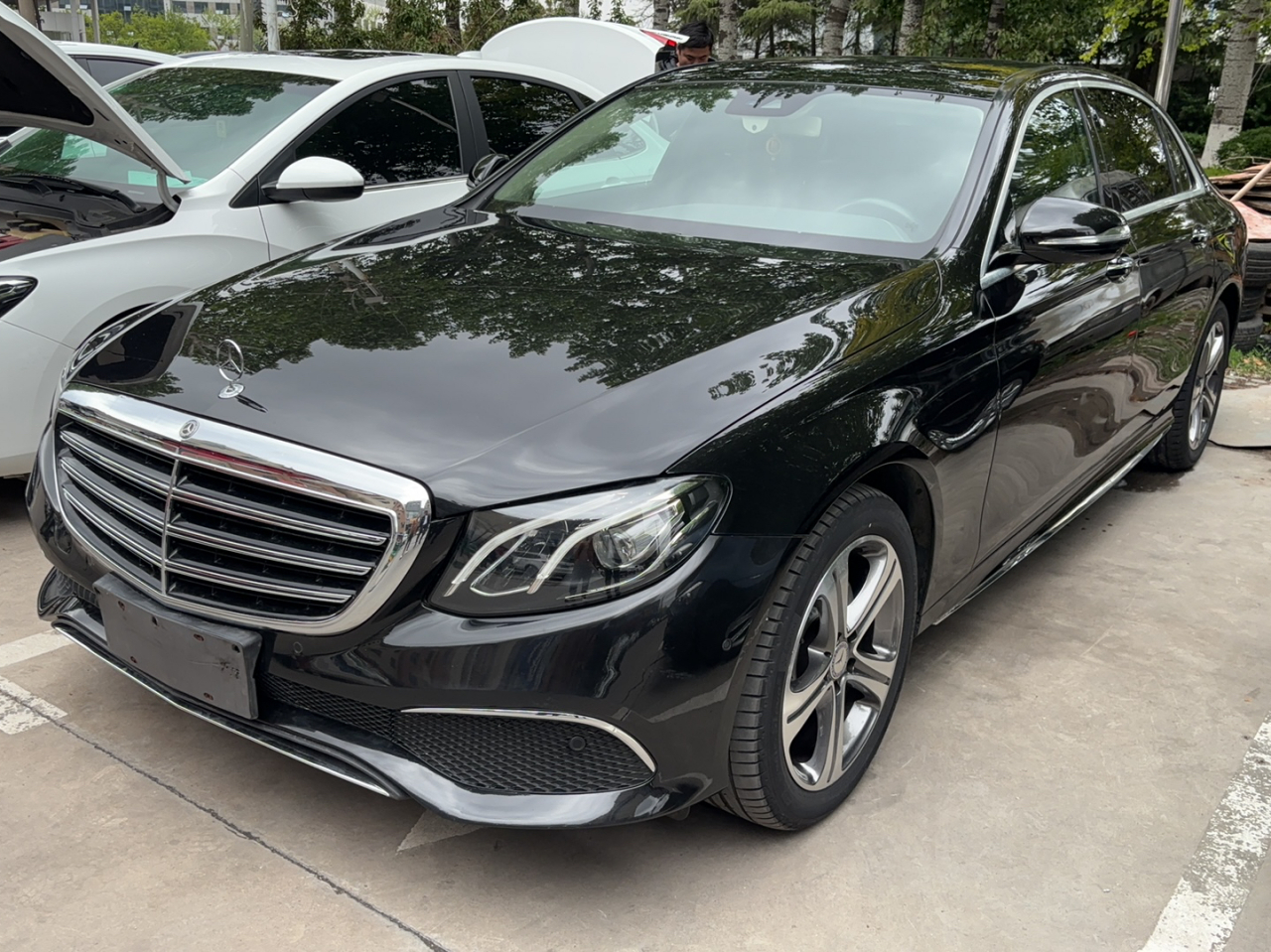 E-Class 2016 E 200 L Sport