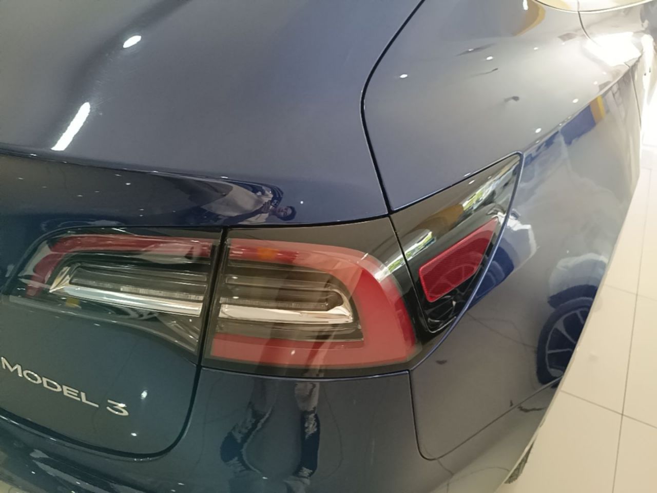 Model 3 2019 Standard Range RWD Upgraded photo 2