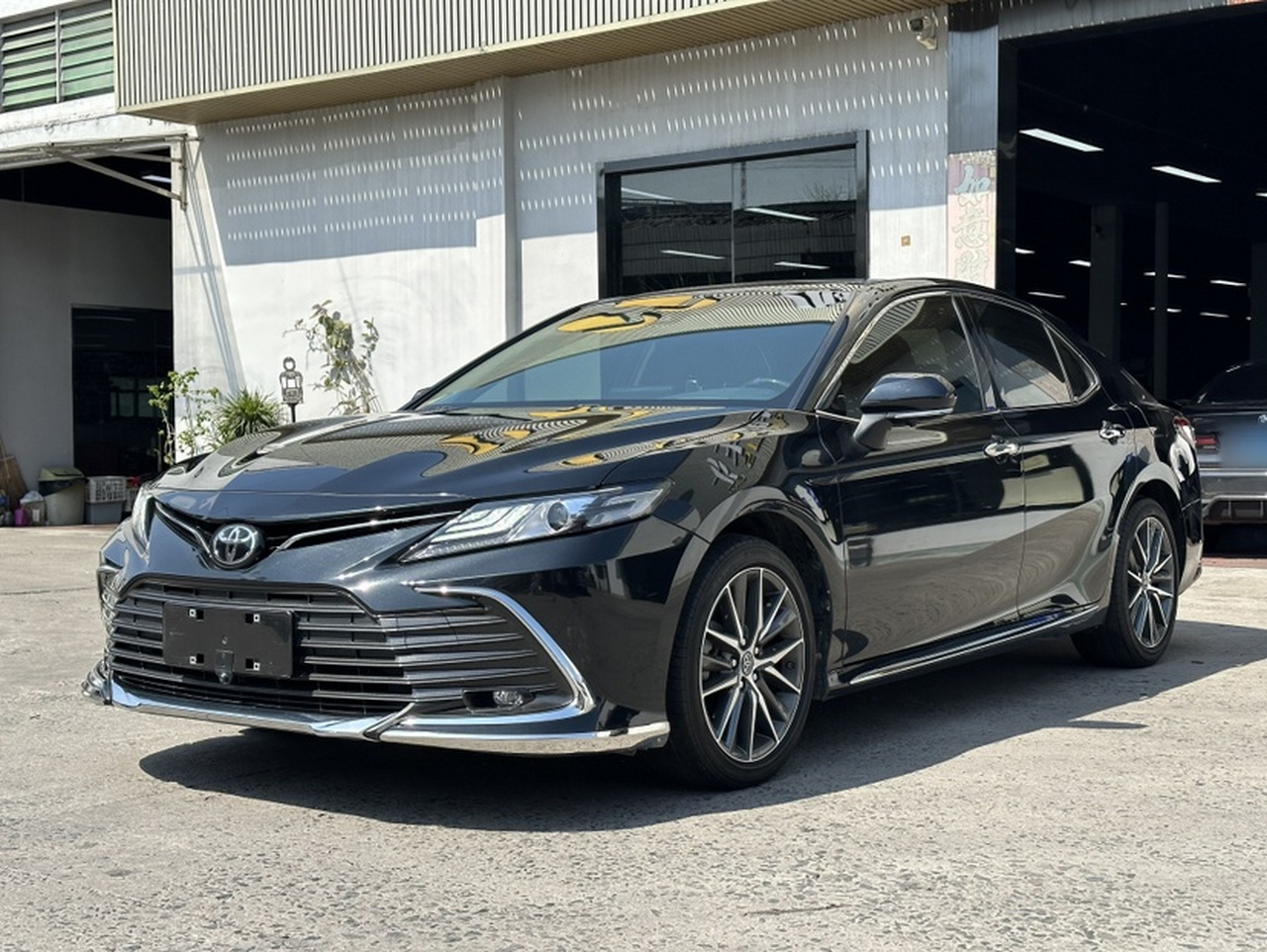 Camry 2023 2.5G Luxury