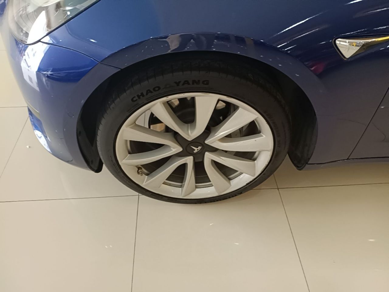 Model 3 2019 Standard Range RWD Upgraded photo 3