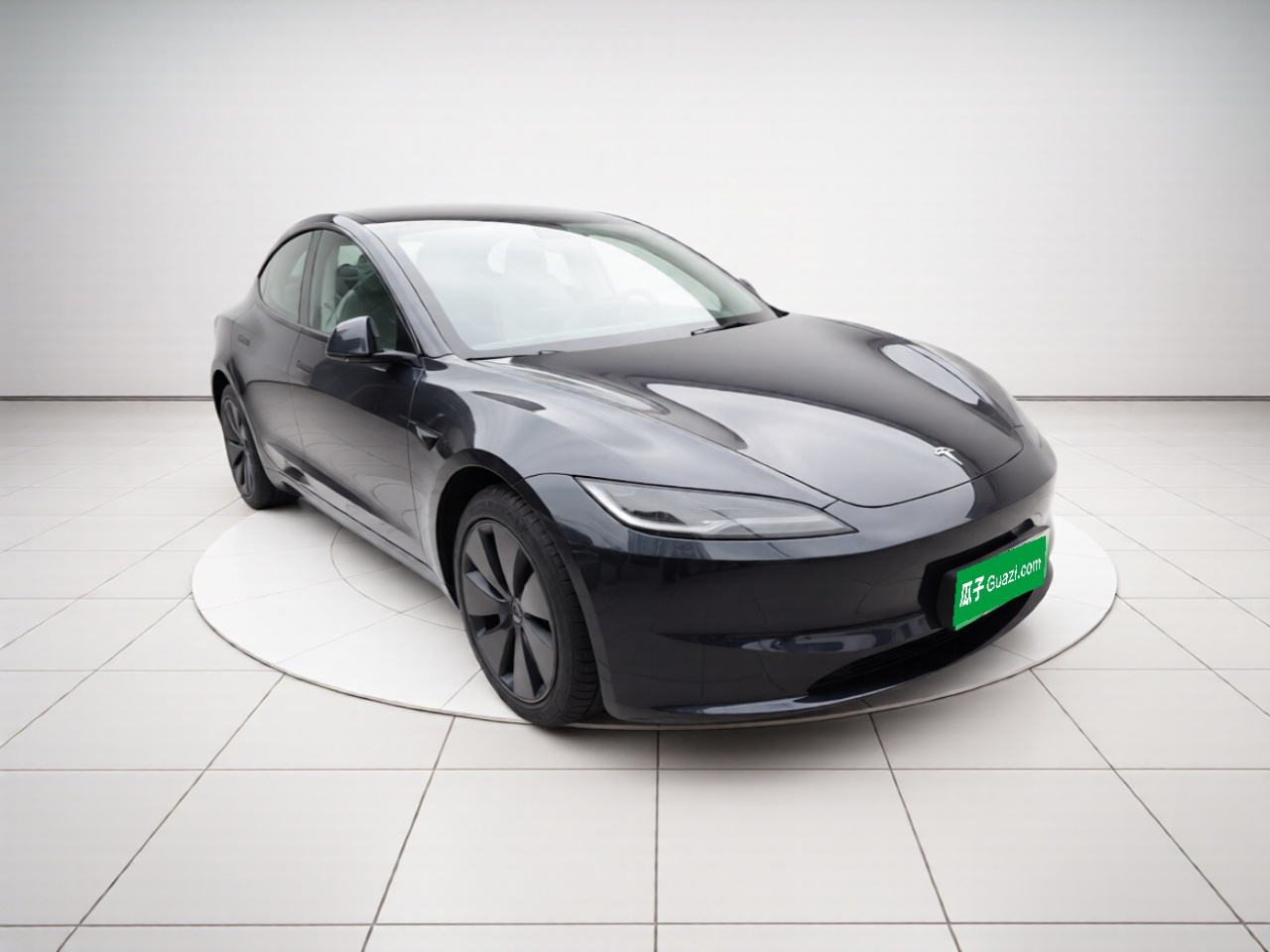 Model 3 2025 RWD photo 3