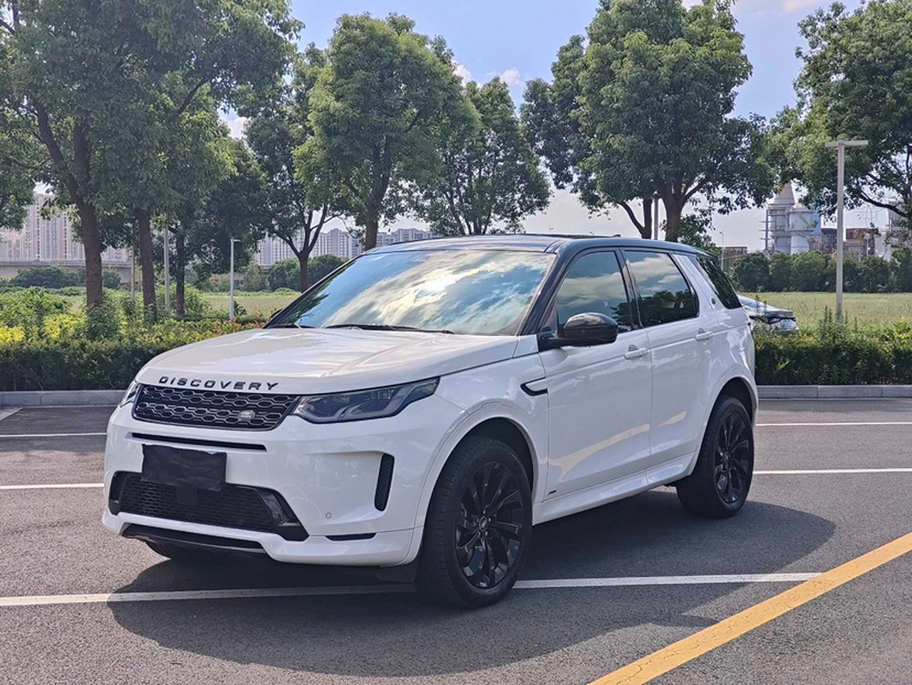 Discovery Sport 2022 249PS R-Dynamic S Performance 5-Seater photo 4