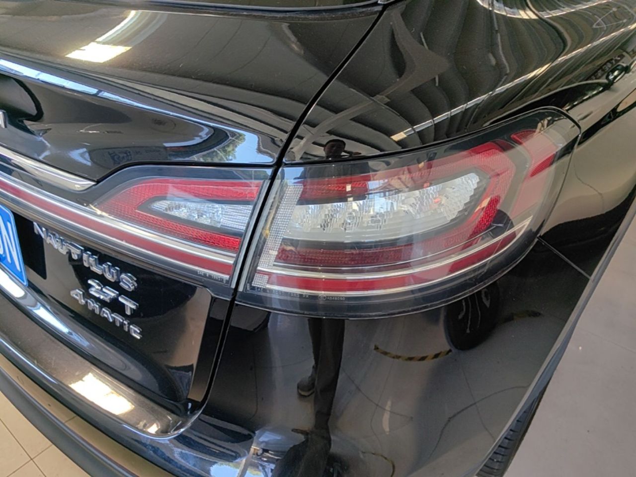Nautilus 2022 2.7T AWD photo 2