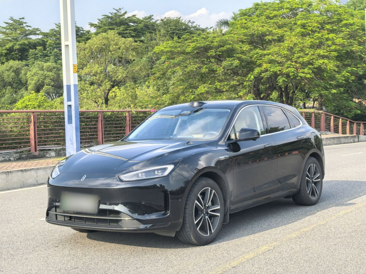 HIMA AITO M5 2024 EREV Max RWD High-end ADAS photo 2