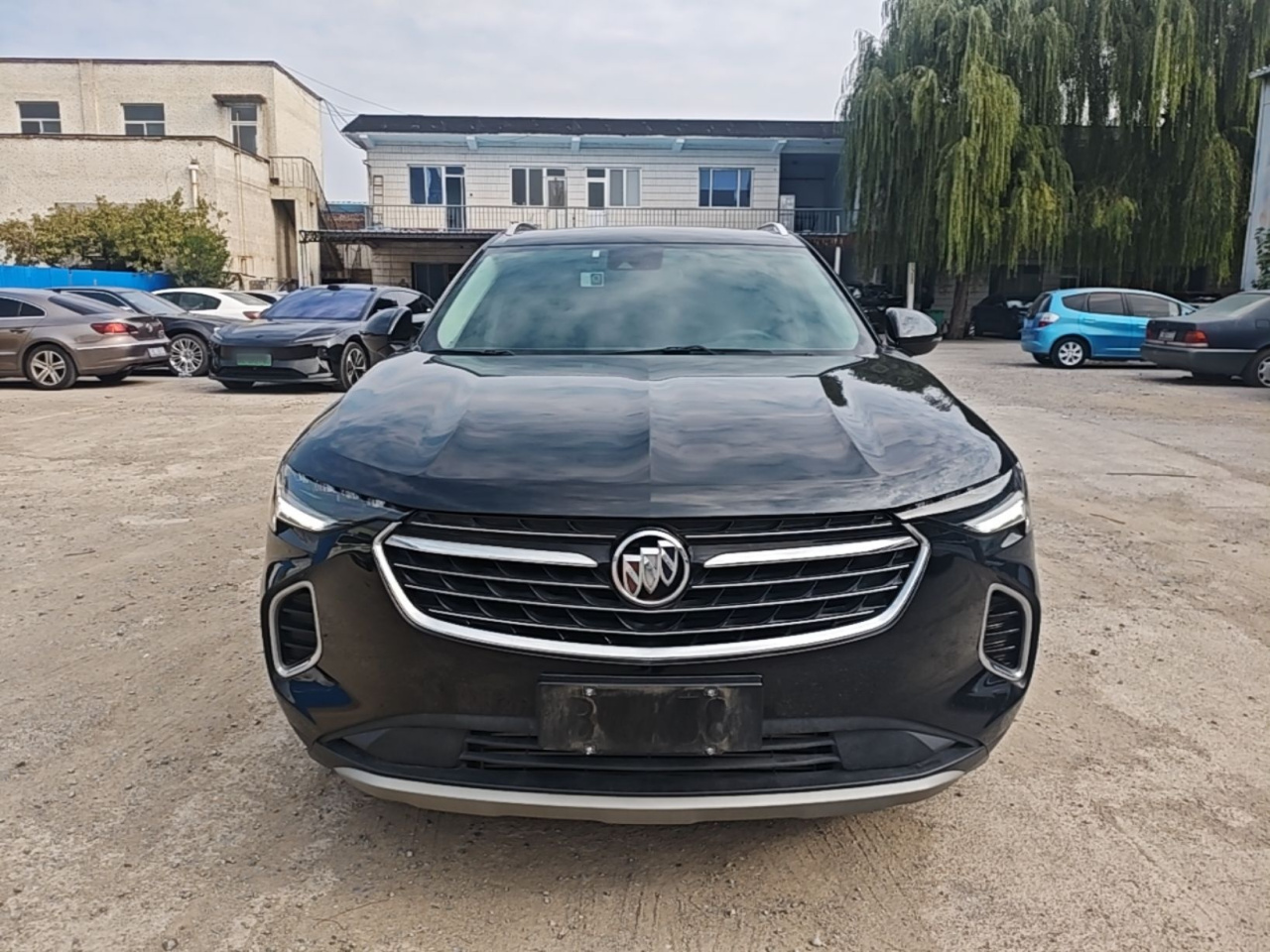 2023 Envision S 652T RWD Luxury photo 2