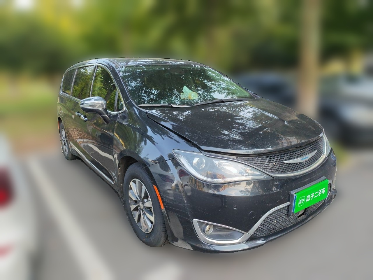 Chrysler PHEV Imported 2019 3.6L PHEV photo 3