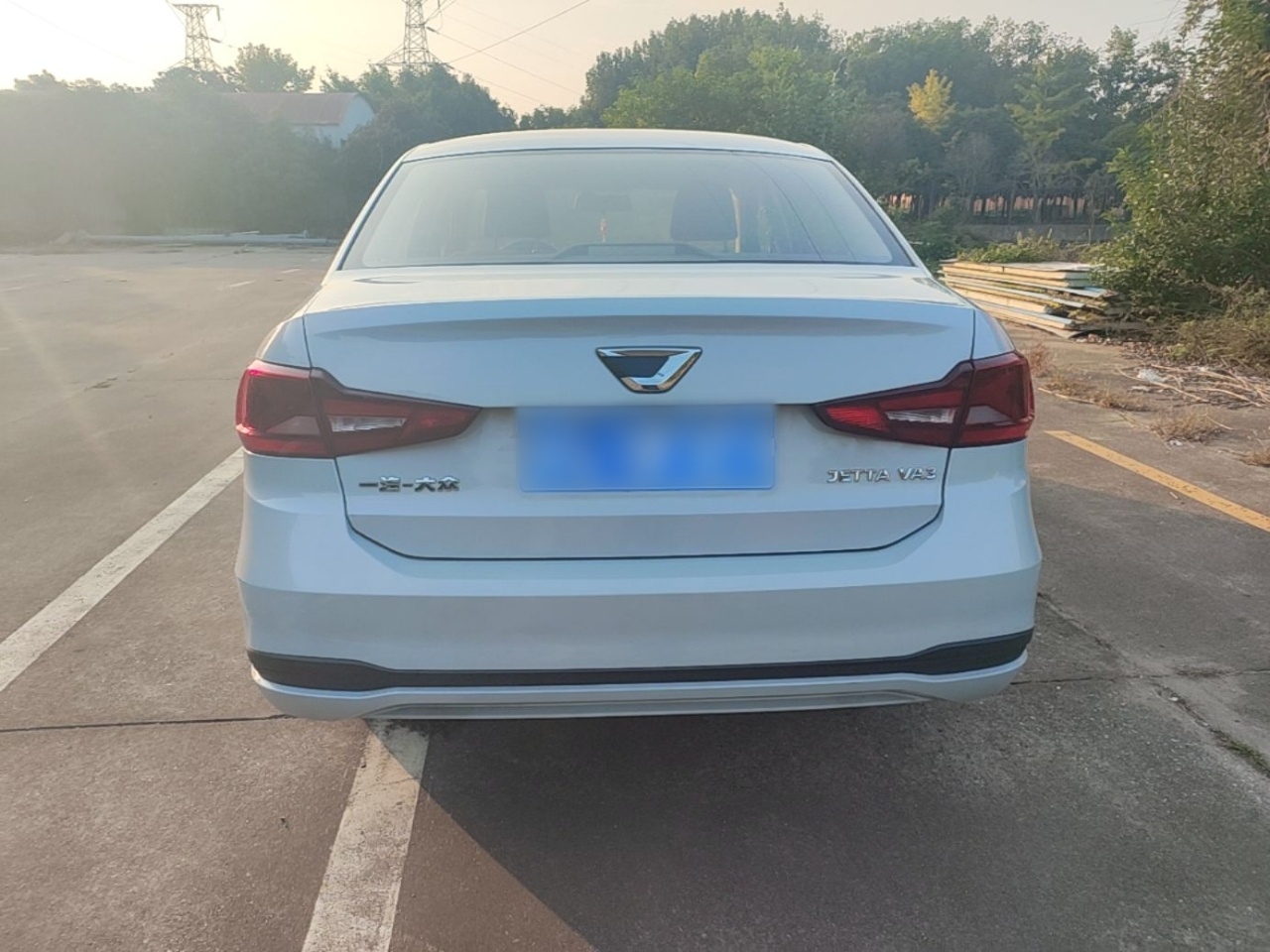 VA3 2019 1.5L MT Progressive photo 5