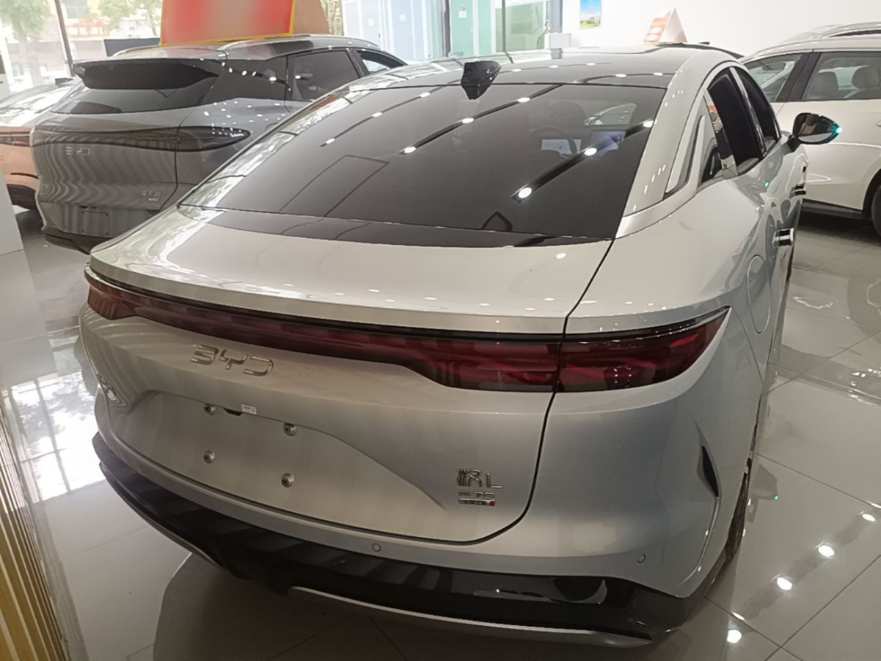 Han L 2025 EV AWD LiDAR Flagship photo 5