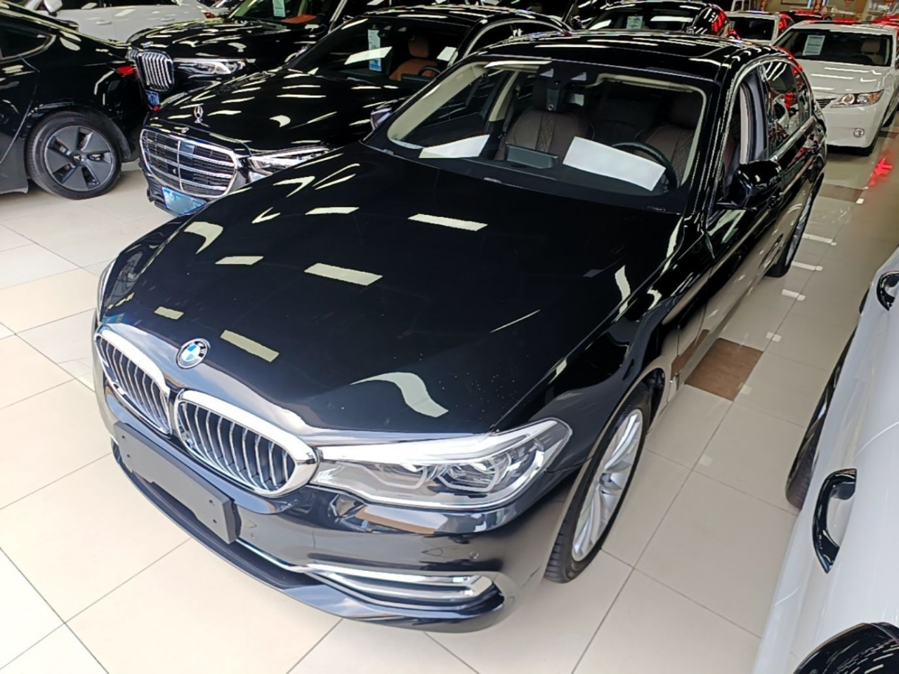 5 Series EV 2019 530Le Luxury